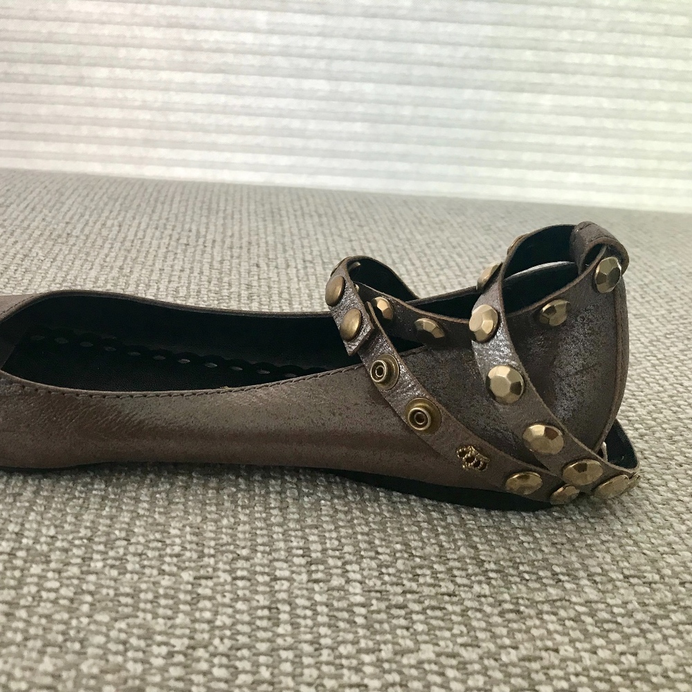 JUICY COUTURE SANDAL WITH STUDDED ANKLE STRAP
